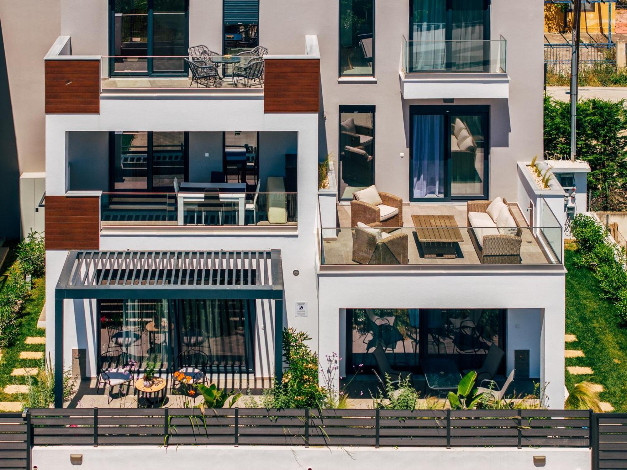 Kleoniki & Irida Residential Complexes Apartment Ofrinion Bagian luar foto