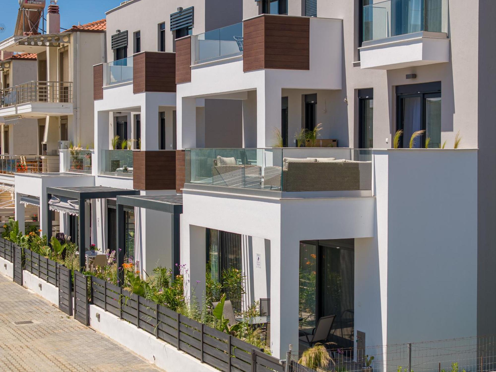 Kleoniki & Irida Residential Complexes Apartment Ofrinion Bagian luar foto